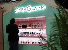 Le stand AyshGlamm Cosmetics au salon