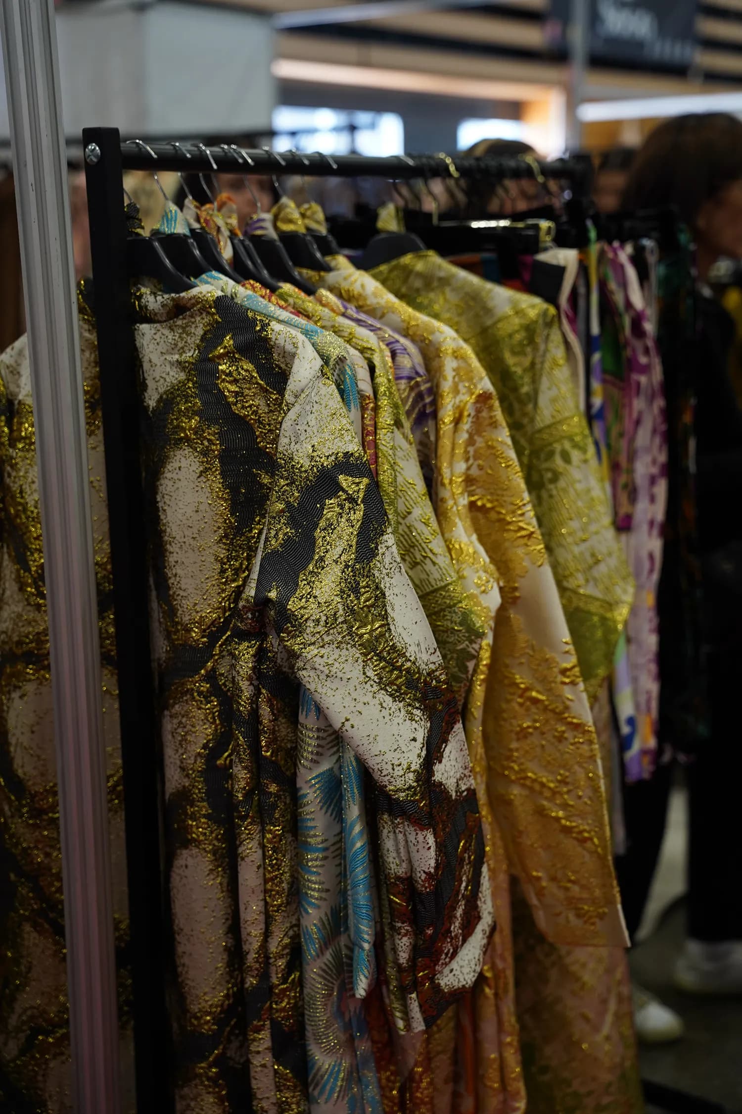 Allée de stands au salon FestiExpo